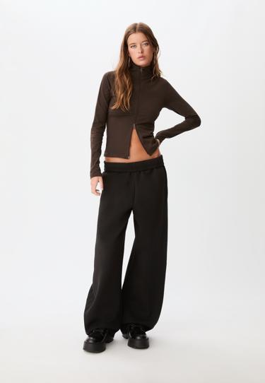 Stradivarius Футболка на двойной молнии купить с доставкой.