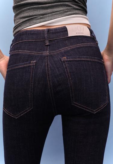 Stradivarius Джинсы скинни D07 с классической посадкой