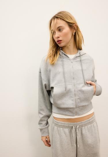 Stradivarius Толстовка на молнии из мягкой ткани купить с доставкой.