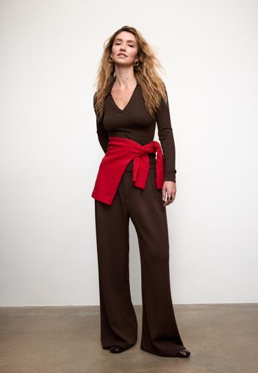 Stradivarius Бесшовная футболка-поло купить с доставкой.