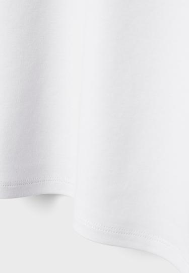 Базовая футболка со спущенным рукавом B06- Заказать в России