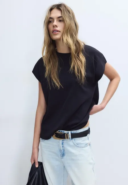 Базовая футболка со спущенным рукавом B06- Заказать в России