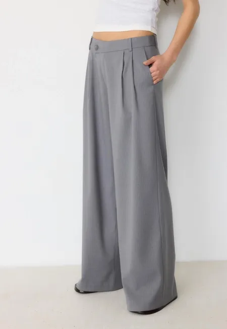 Повседневные брюки в полоску с перекрестной талией