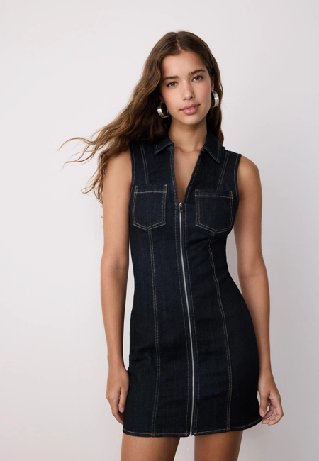 Stradivarius Короткое джинсовое платье без рукавов на молнии купить с доставкой.