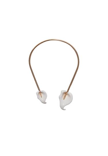 Stradivarius Колье-чокер «цветок каллы»