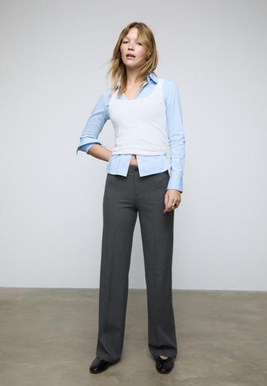 Stradivarius Зауженные прямые брюки купить с доставкой.