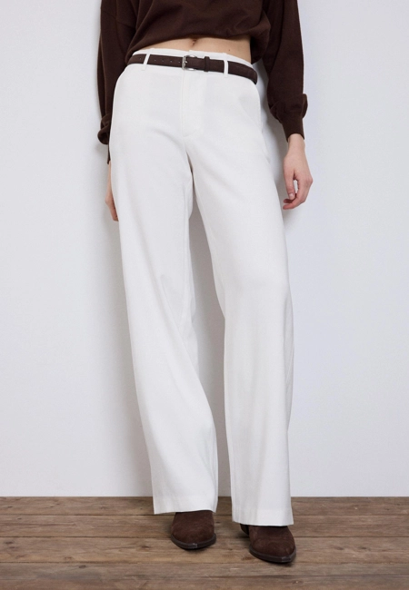 Stradivarius Прямые струящиеся брюки с поясом