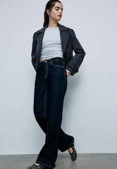 Укороченный двубортный тренч- Заказать в России