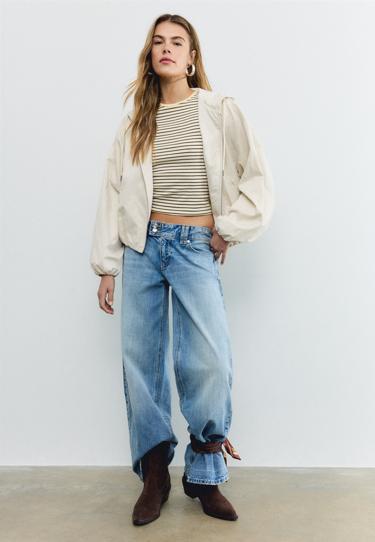 Базовая куртка из нейлона с капюшоном