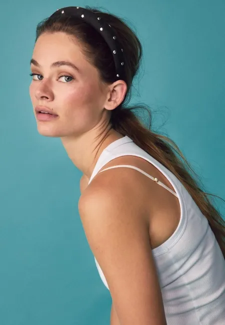 Объемный ободок с заклепками- Заказать в России