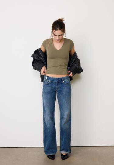 Stradivarius Футболка с короткими рукавами и V-образным вырезом