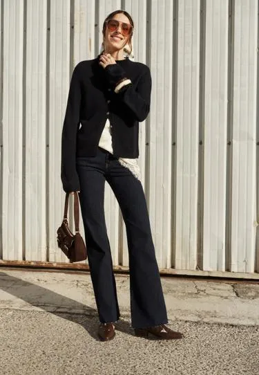 Джинсы клеш с разрезом D74- Заказать в России