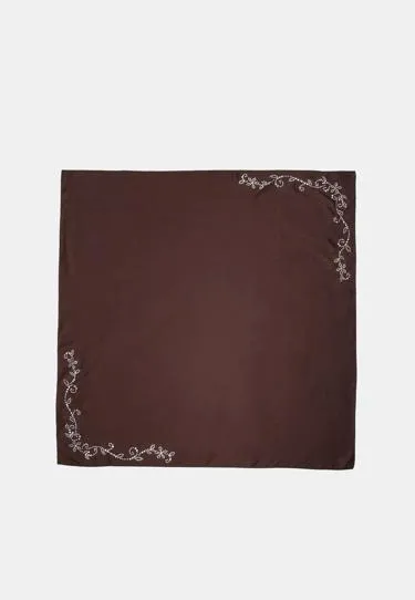 Платок с декоративными элементами- Заказать в России