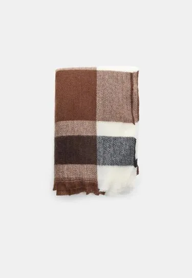 Клетчатый шарф