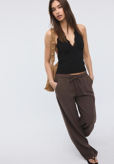 Stradivarius Свободные брюки под лён купить с доставкой.