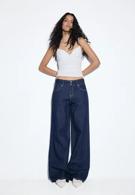 Джинсы с низкой посадкой и двойной пуговицей- Заказать в России