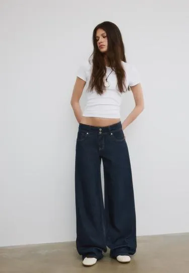 Джинсы с низкой посадкой и двойной пуговицей