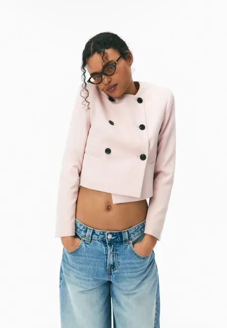 Укороченный пиджак с круглым вырезом