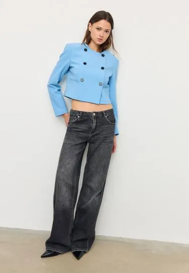 Укороченный пиджак с круглым вырезом