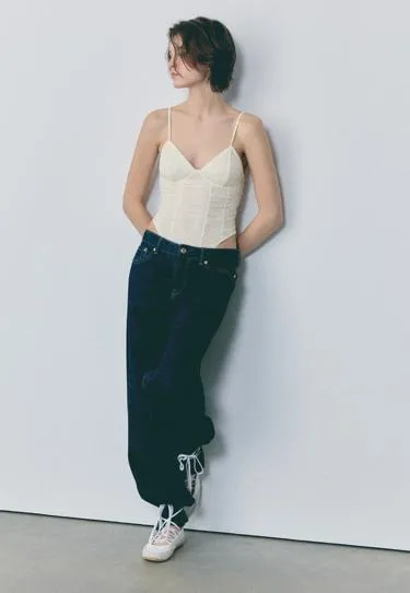 Боди на бретельках с кружевом- Заказать в России