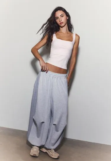 Майка с широкими бретелями