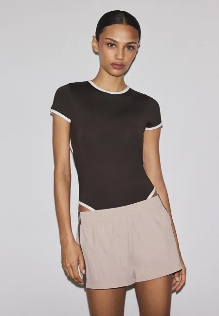 Боди с вырезами на спине- Заказать в России