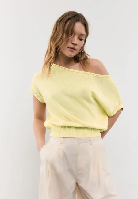 Топ из трикотажа рустик с вырезом-лодочкой- Заказать в России