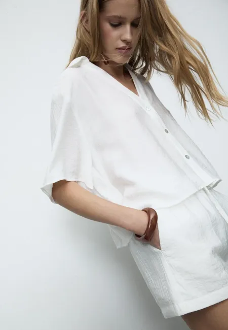Рубашка свободного кроя на пуговицах