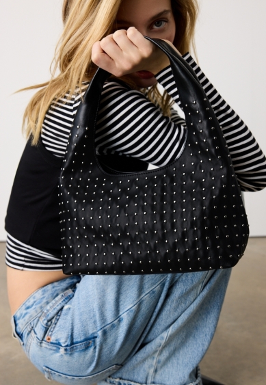 Stradivarius Сумка на плечо с заклепками купить с доставкой.