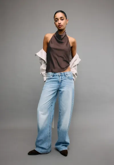 Атласный топ с горловиной халтер- Заказать в России