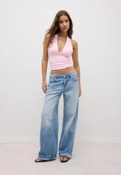 Топ халтер со сборками и завязками на шее