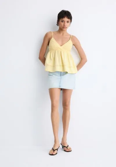 Топ на бретелях с отделкой кроше- Заказать в России