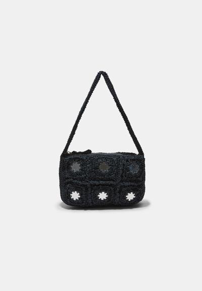 Stradivarius Сумка на плечо из кроше с зеркальными элементами