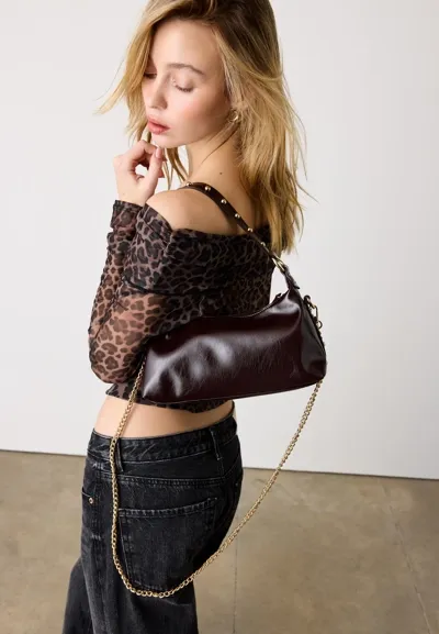 Сумка на плечо «Луна» с заклепками