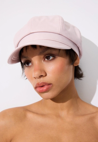 Stradivarius Кепка-капитанка