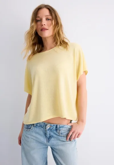 Футболка с эффектом накидки- Заказать в России