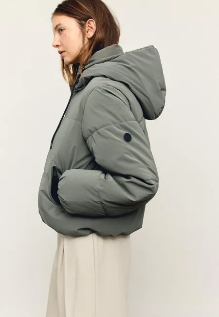 Стеганая куртка с капюшоном- Заказать в России