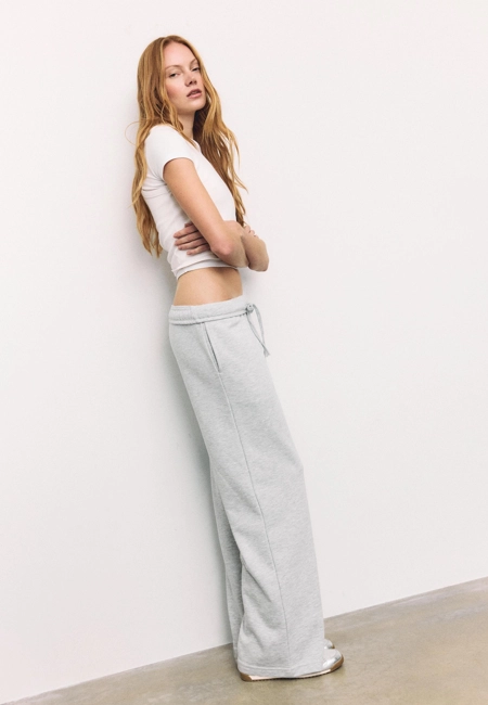 Stradivarius Брюки-джоггеры свободного кроя купить с доставкой.