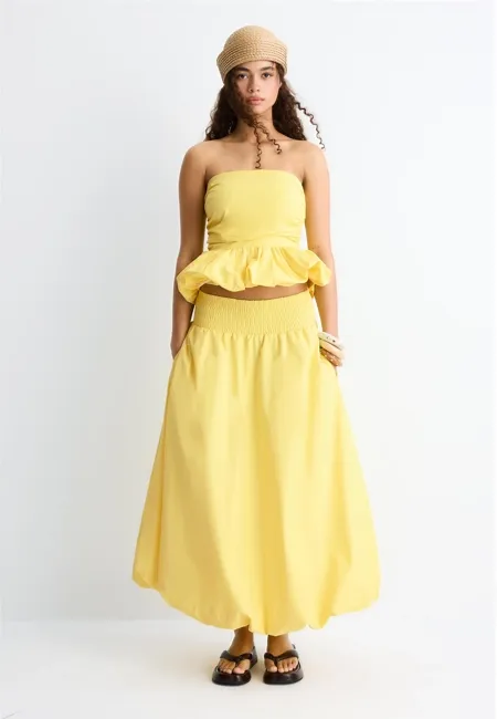 Топ-бюстье с объемным низом