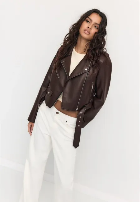 Куртка-косуха с поясом из искусственной кожи- Заказать в России