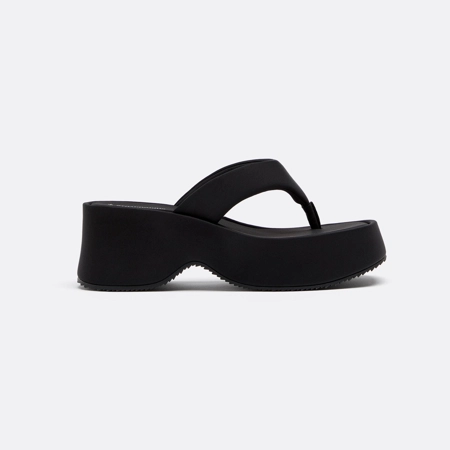 Stradivarius Сандалии-вьетнамки на платформе купить с доставкой.