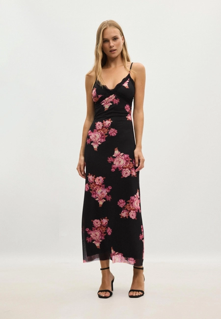Stradivarius Платье миди из полупрозрачной ткани с кружевом купить с доставкой.