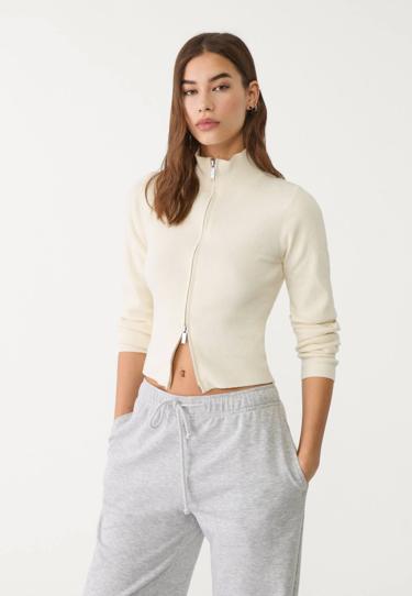 Stradivarius Трикотажный кардиган облегающего кроя с молнией