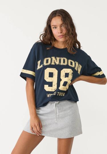 Stradivarius Футболка оверсайз с принтом LONDON