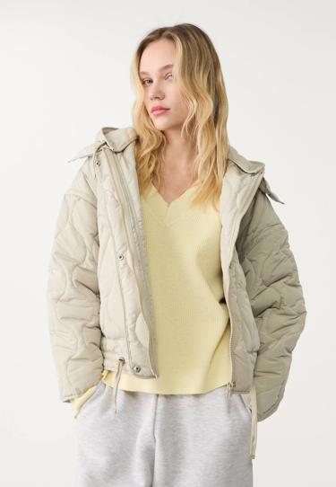 Stradivarius Пуховик с капюшоном