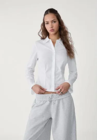 Приталенная рубашка