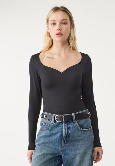 Stradivarius Боди с вырезом сердечком