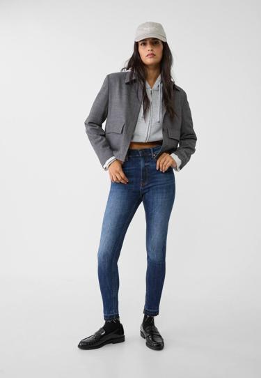 Stradivarius Джинсы скинни D07 с классической посадкой