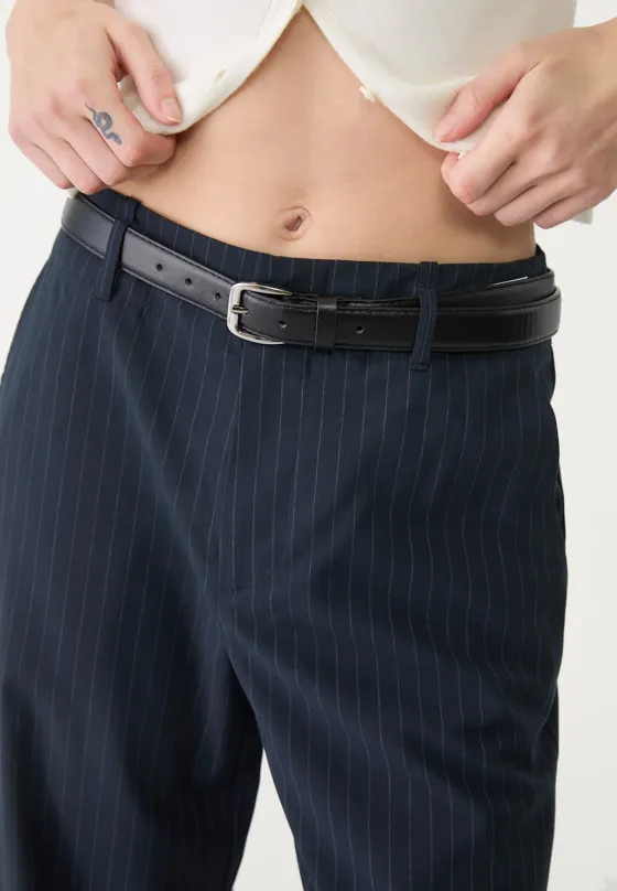 Прямые струящиеся брюки с поясом