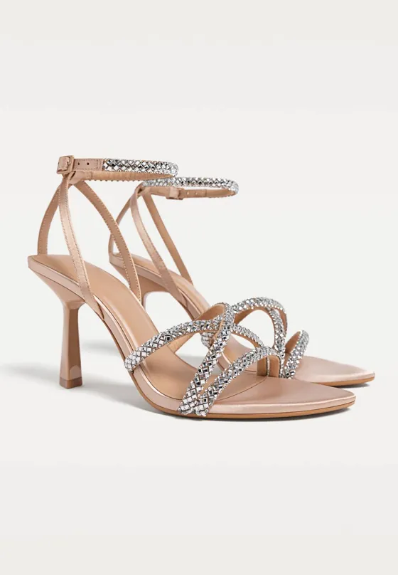 Босоножки со стразами